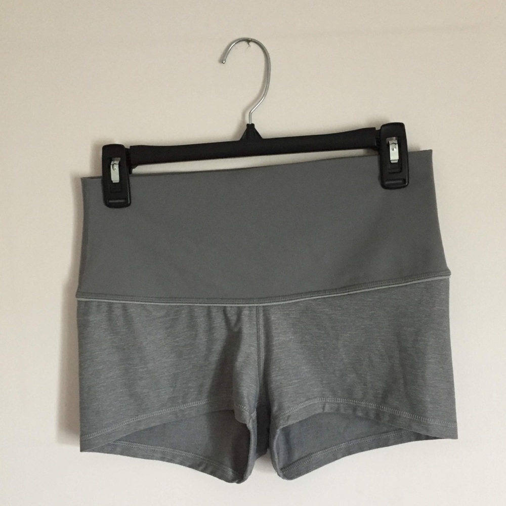 Lululemon spanx